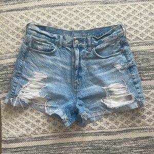 American Eagle Distressed Short